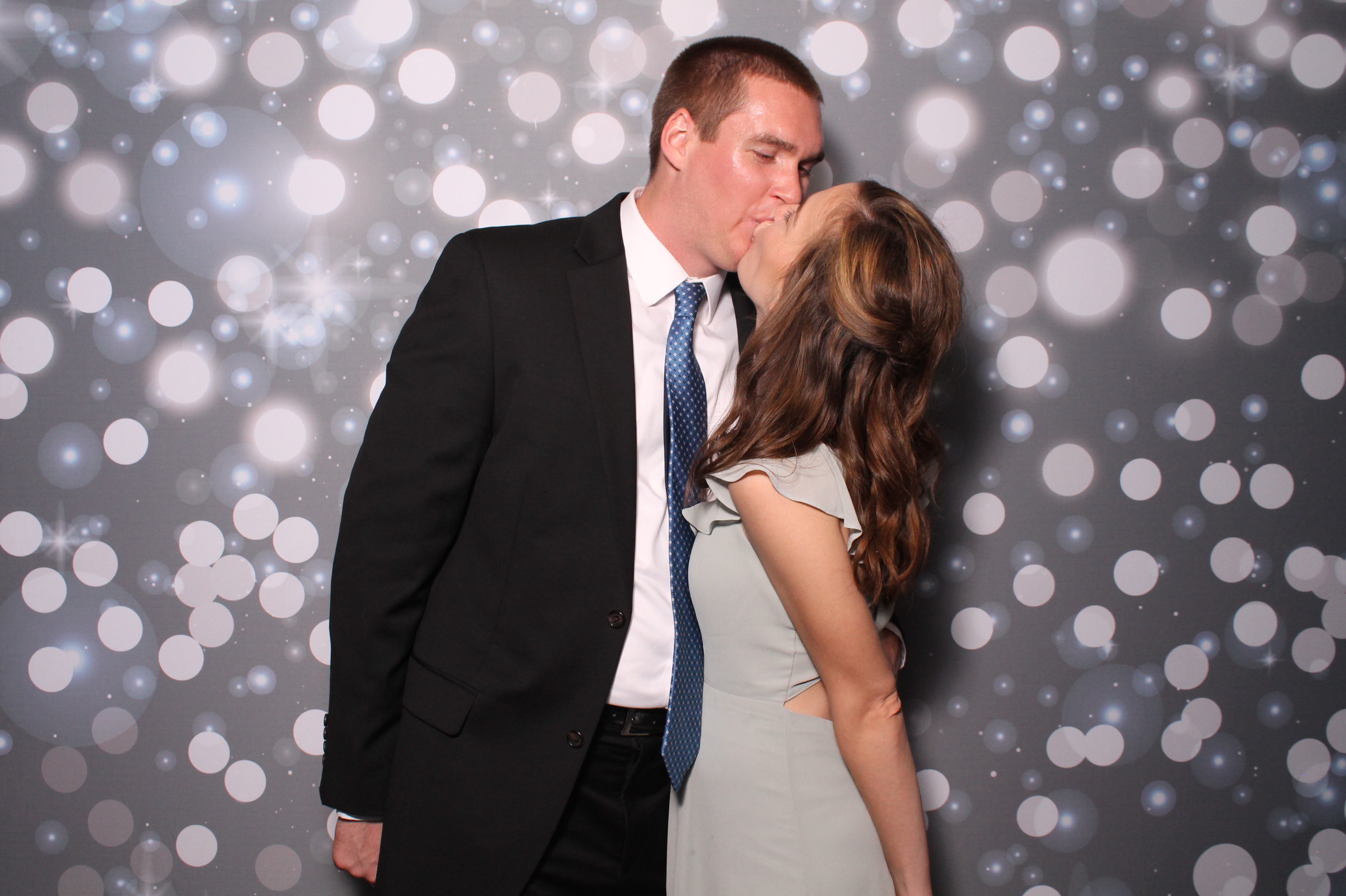McKenzie Roedig at the Madison | View more photos from the event at gallery.photoboothcincy.com/u/PhotoBoothCincy/McKenzie-Roedig-at-the-Madison